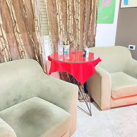 Boutique Maison Dartiste Hostal Tirana
